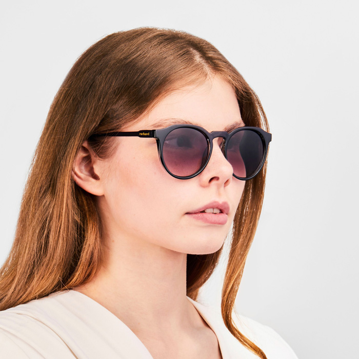 Солнцезащитные очки Alesia Black