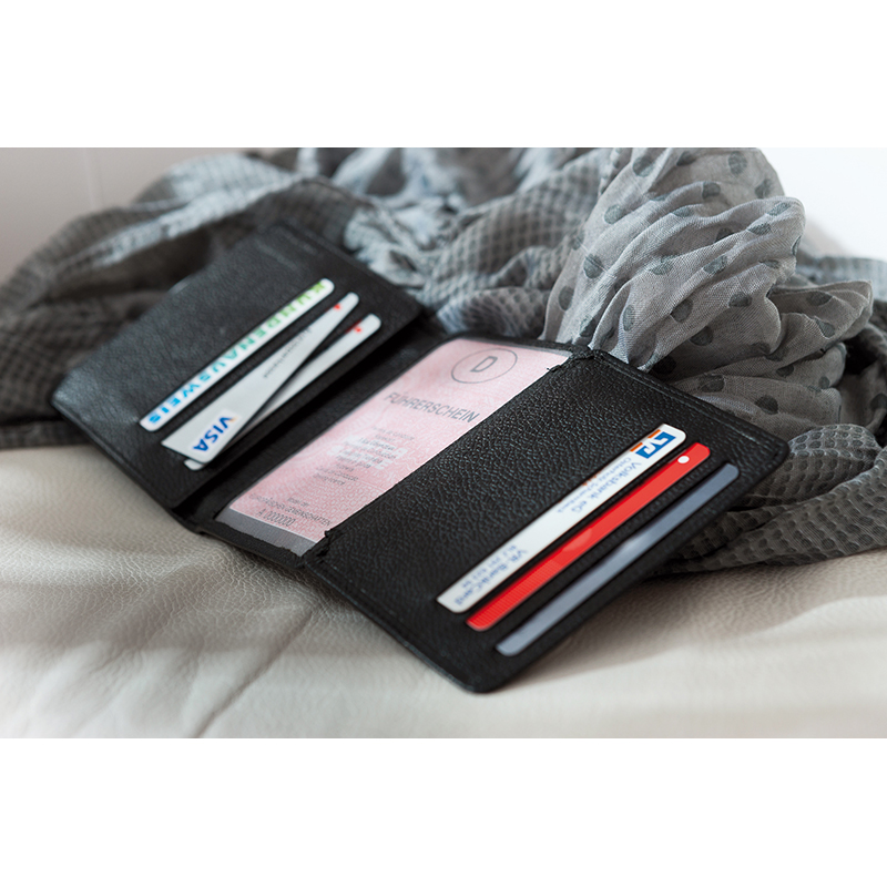 Кожаный бумажник для кредитных карт WALL STREET