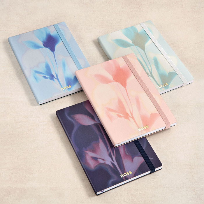 Блокнот А5 Holographic Flower Nude Lined, пастельный красный